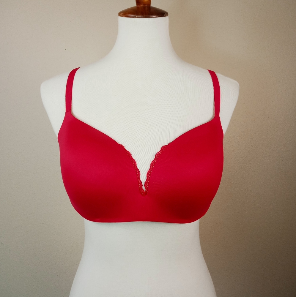 Victoria's Secret- 36D Plunge Bra